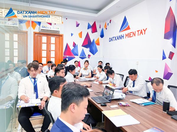 Loa cho văn phòng CÔNG TY CP BĐS VN SMARTHOMES, Amply 4 - 6 vùng âm lượng, loa được thiết kế riêng cho quán, bật lớn không tạp âm, miễn phí công lắp đặt, bảo hành dài hạn 5 năm.