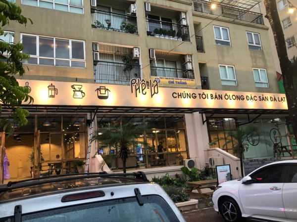 Hệ thống âm thanh quán cafe cho Phê La tại Thành Thái, Cầu Giấy, Amply 4 - 6 vùng âm lượng, loa được thiết kế riêng cho quán, bật lớn không tạp âm, miễn phí công lắp đặt, bảo hành dài hạn 5 năm.