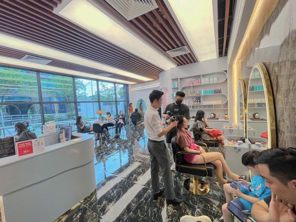 Loa cho quán cắt tóc Goldsound triển khai âm thanh tại J.an Hairdressing 47 Nguyễn Tuân