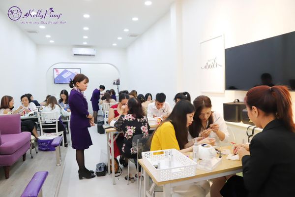 Goldsound lắp đặt âm thanh cho  KellyPang Nail, TP HCM