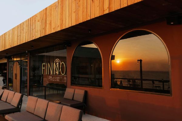 Loa cho Bar Rooftop FINNO Messymood - Vũng Tàu, Amply 4 - 6 vùng âm lượng, loa được thiết kế riêng cho quán, bật lớn không tạp âm, miễn phí công lắp đặt, bảo hành dài hạn 5 năm.