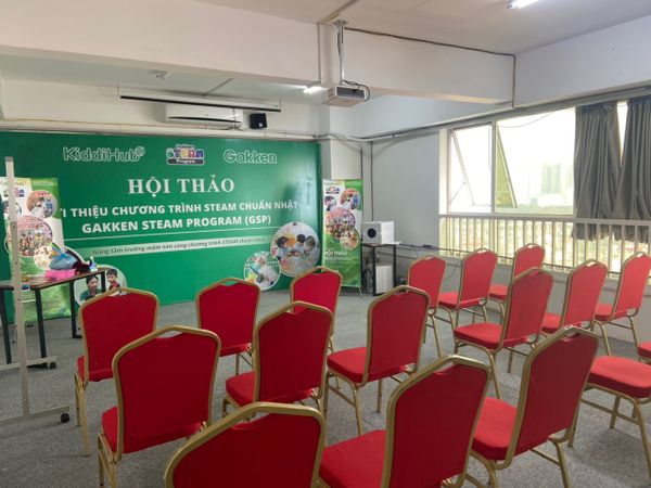 Hệ thống loa lắp đặt cho văn phòng tại Hà Nội, Amply 4 - 6 vùng âm lượng, loa được thiết kế riêng cho quán, bật lớn không tạp âm, miễn phí công lắp đặt, bảo hành dài hạn 5 năm.