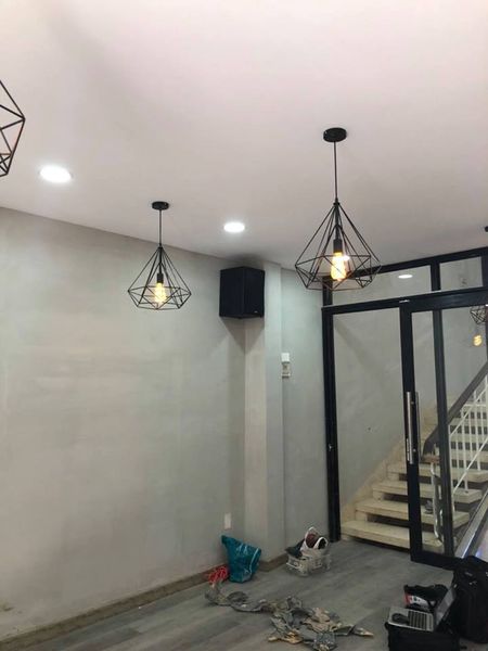 Loa cafe, Loa nhà hàng: Loa Goldsound được lắp đặt cho quán trà sữa The ALLEY Việt Nam ở đường Hai Bà Trưng, Quận 3., HCM.