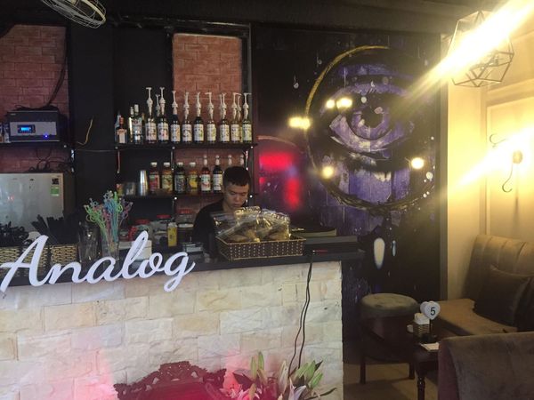 Loa cafe, Loa nhà hàng: Loa goldsound được lắp đặt cho quán Analog Coffee Luonge tại Ngõ 360 Xã Đàn, Hà Nội