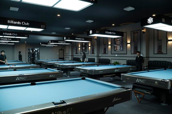 Loa cho ACC Billiards Club - ACC Bida, Amply 4 - 6 vùng âm lượng, loa được thiết kế riêng cho quán, bật lớn không tạp âm, miễn phí công lắp đặt, bảo hành dài hạn 5 năm.