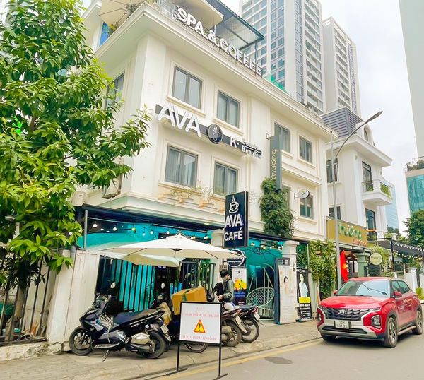 Lắp đặt loa cho Ava Coffee