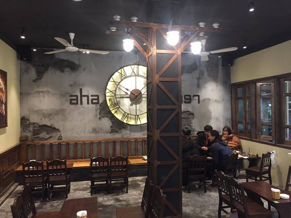 Loa cho AHA Coffee, Nguyễn Chí Thanh, Amply 4 - 6 vùng âm lượng, loa được thiết kế riêng cho quán, bật lớn không tạp âm, miễn phí công lắp đặt, bảo hành dài hạn 5 năm.