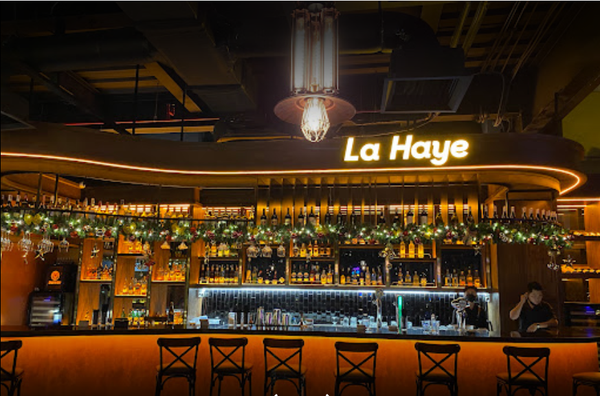 Loa Goldsound cho La Haye Kitchen & Bar - DIAMOND, Amply 4 - 6 vùng âm lượng, loa được thiết kế riêng cho không gian quán, miễn phí công lắp đặt, bảo hành dài hạn 5 năm.