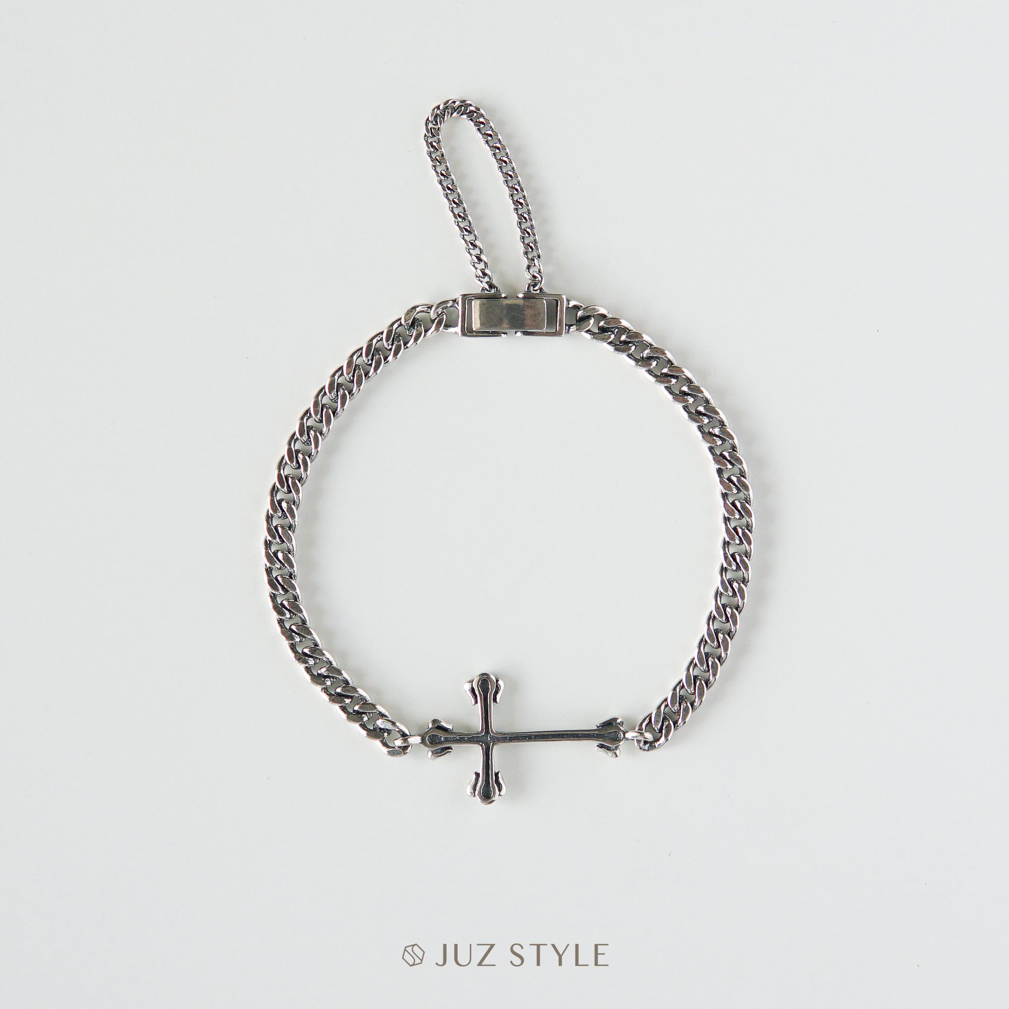 Lắc tay bạc Vintage cross