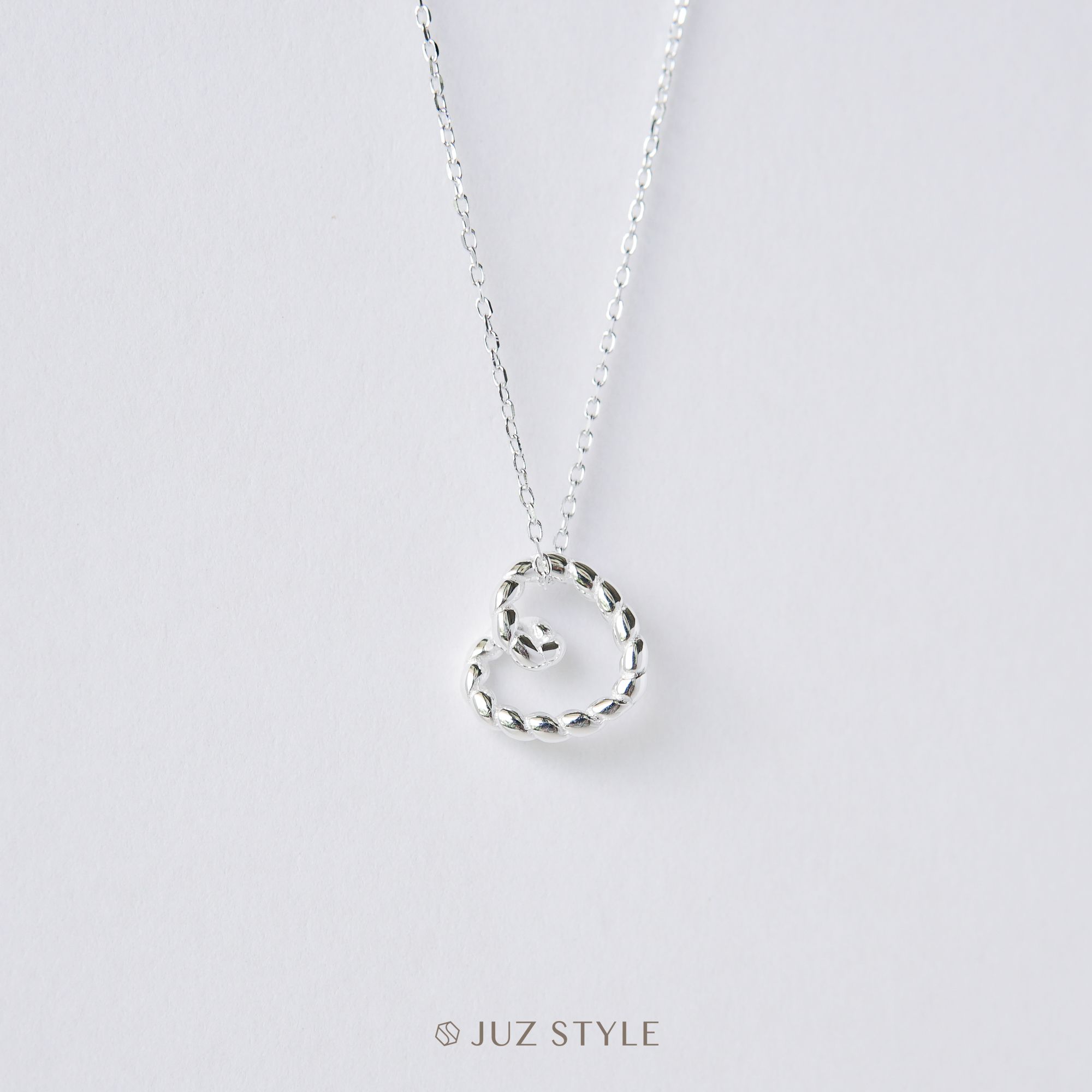 Dây chuyền bạc Twisted heart