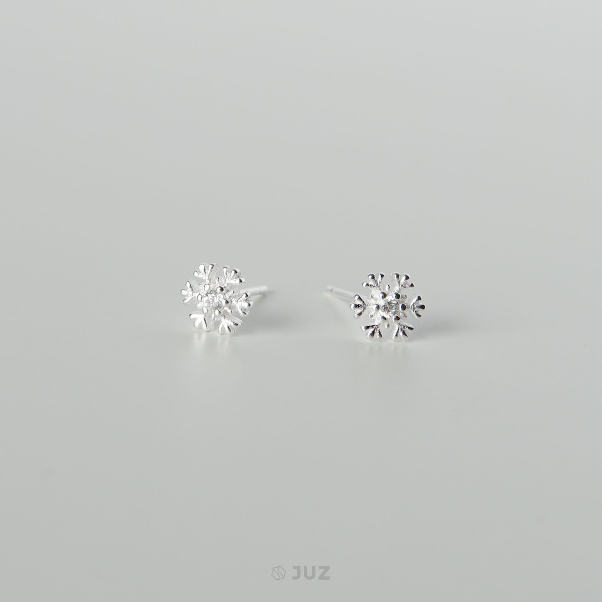 Bông tai bạc Snowflake CZ