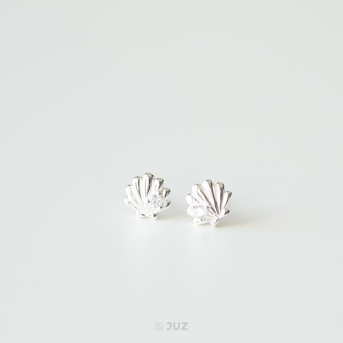 Bông tai bạc The shell CZ