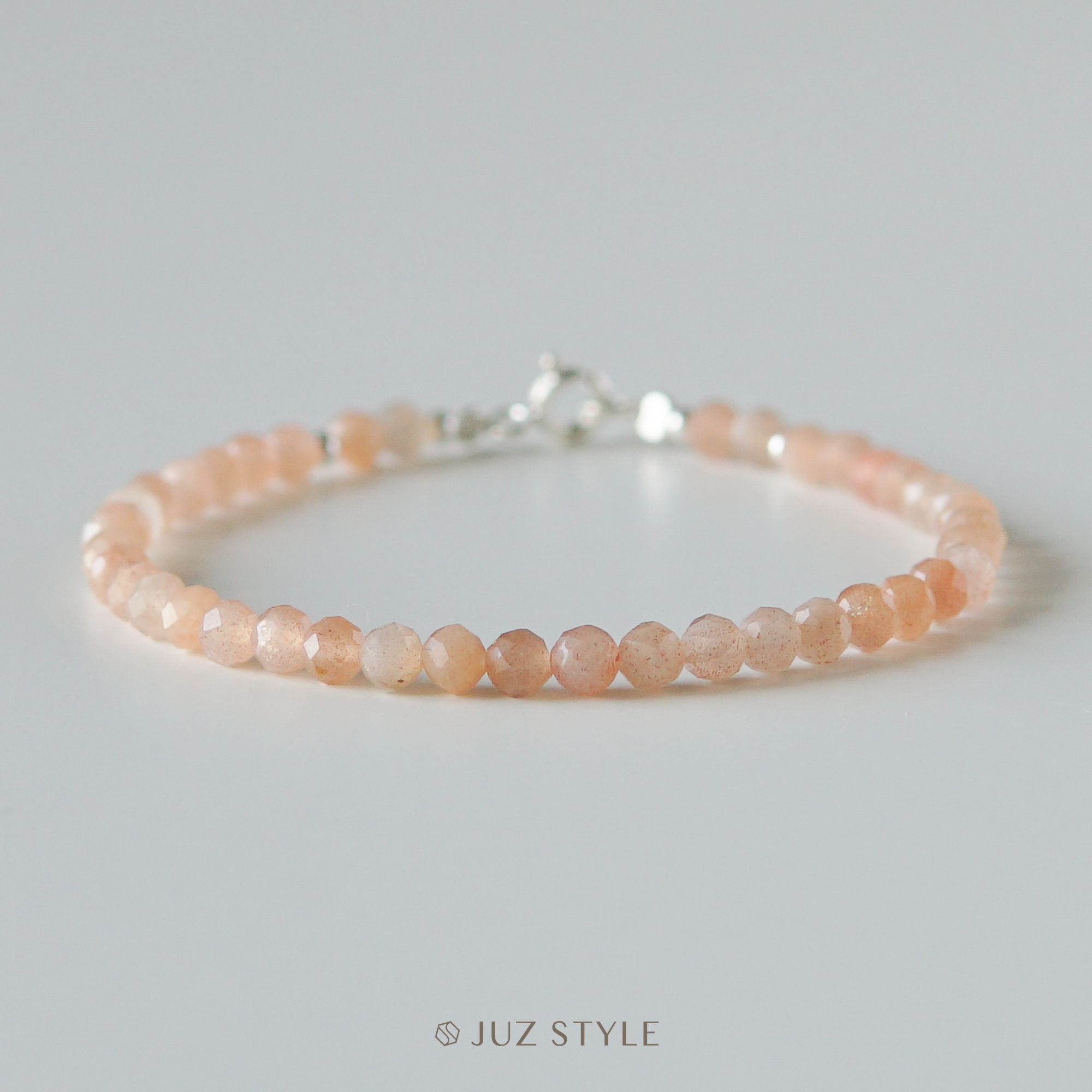 Vòng tay đá Peach moonstone 3.5mm