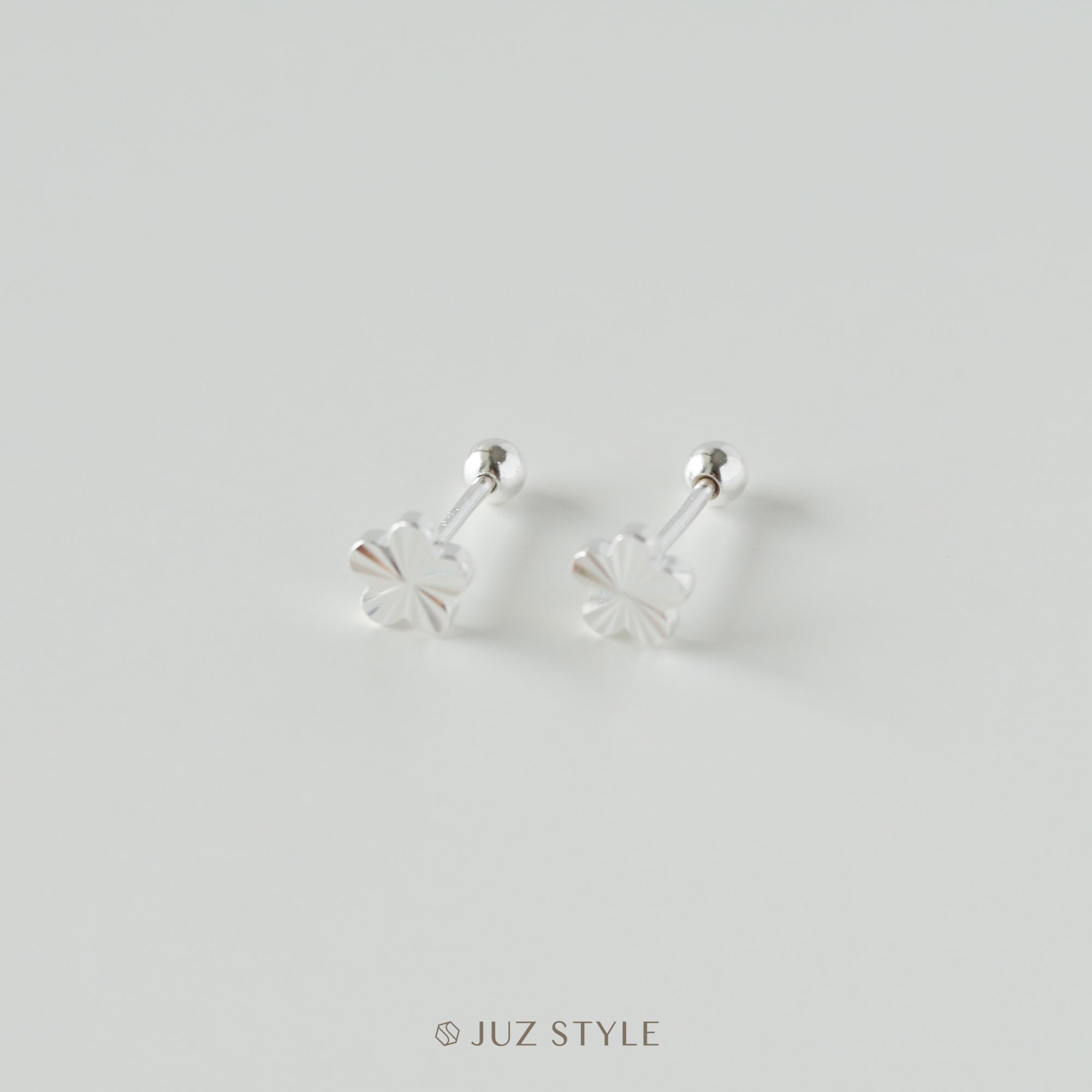 Bông tai bạc Cutting flower ballstuds