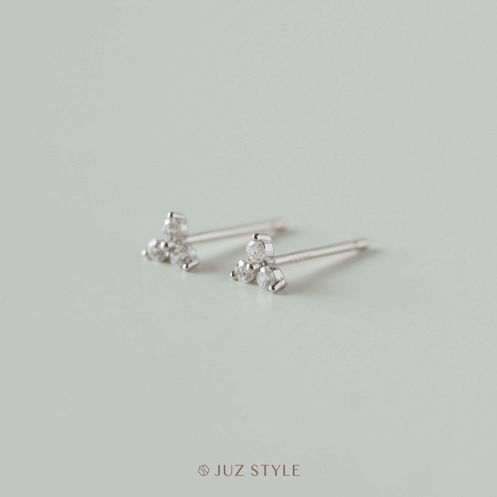 Bông tai bạc Triple Cz