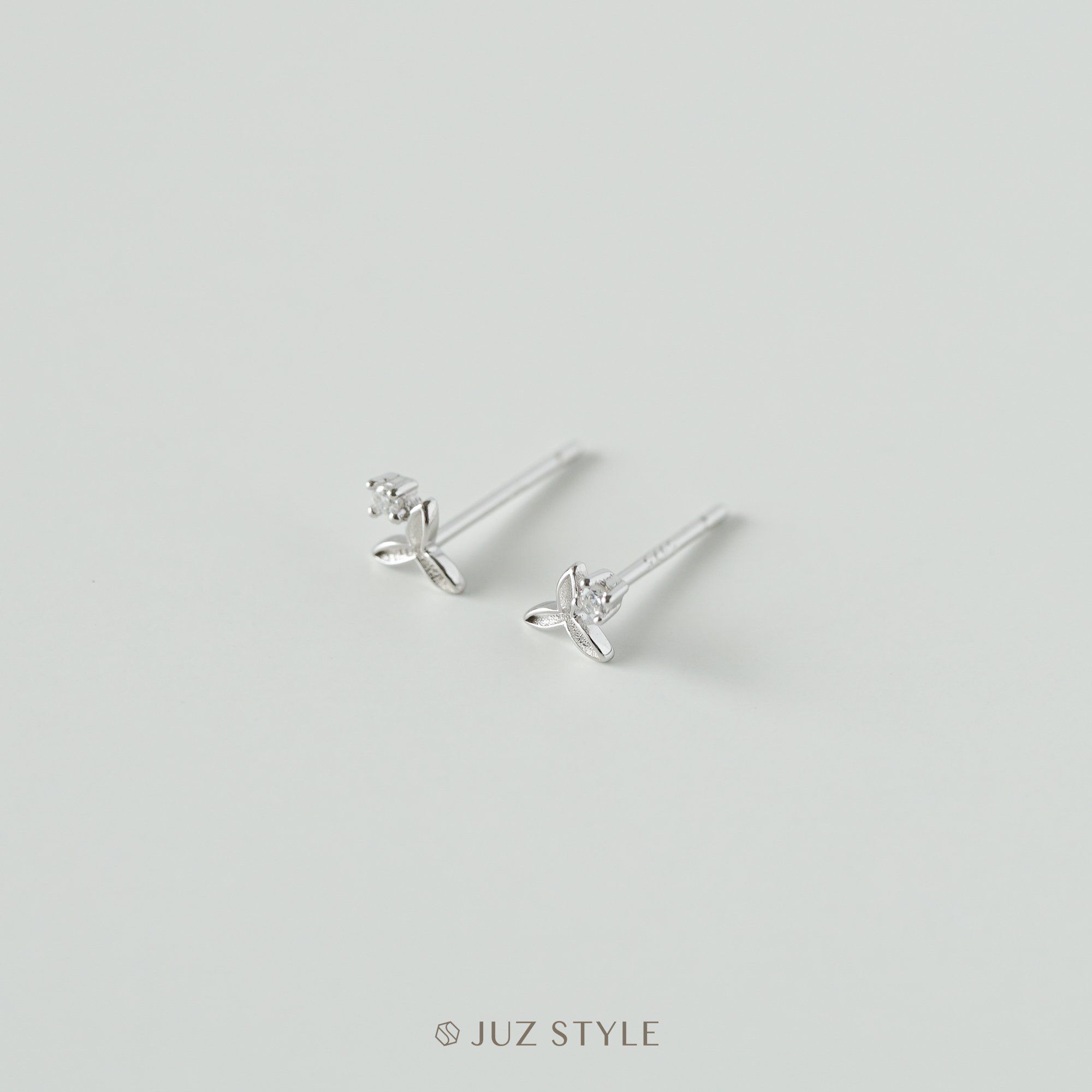 Bông tai bạc Cz leaf