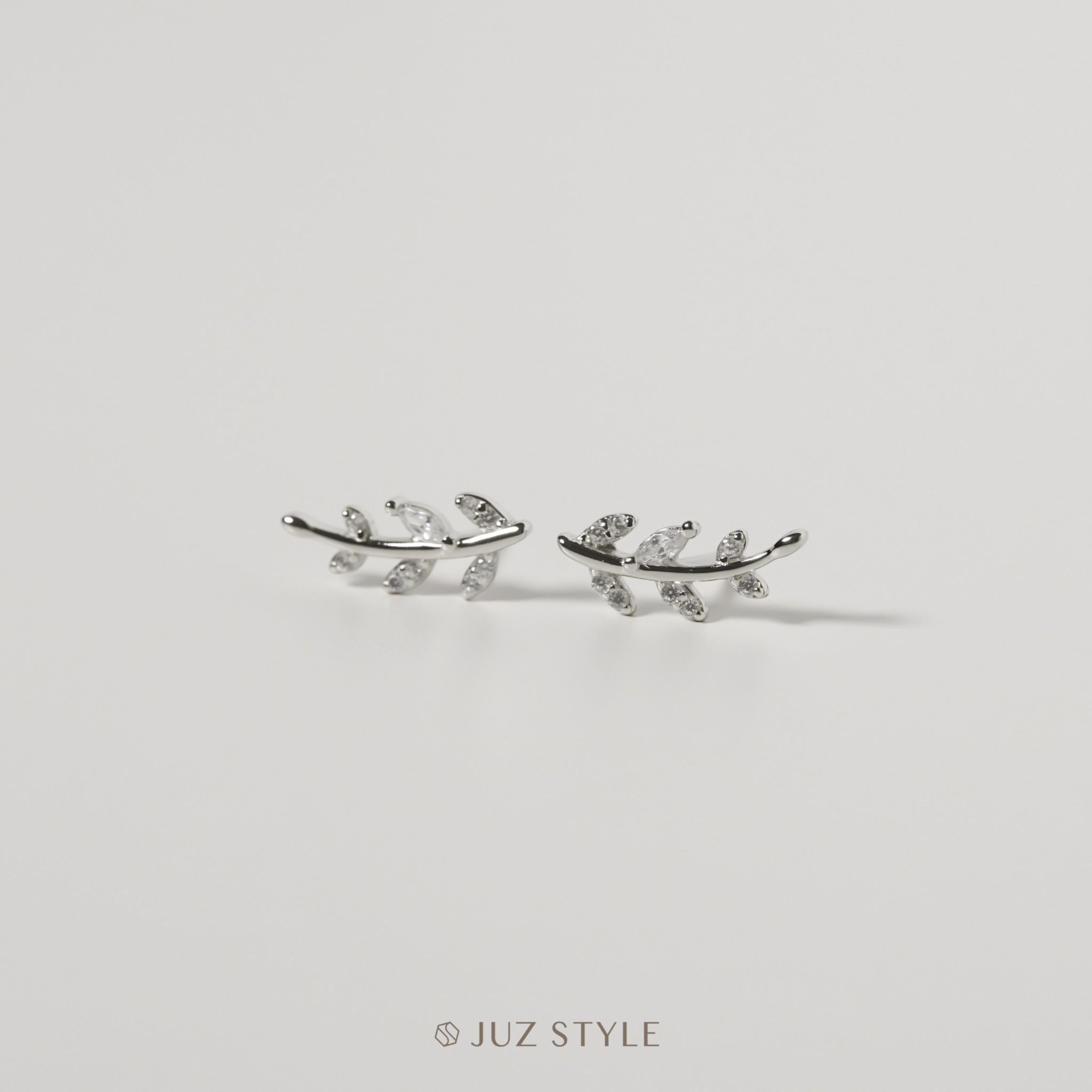 Bông tai bạc Cz Olive