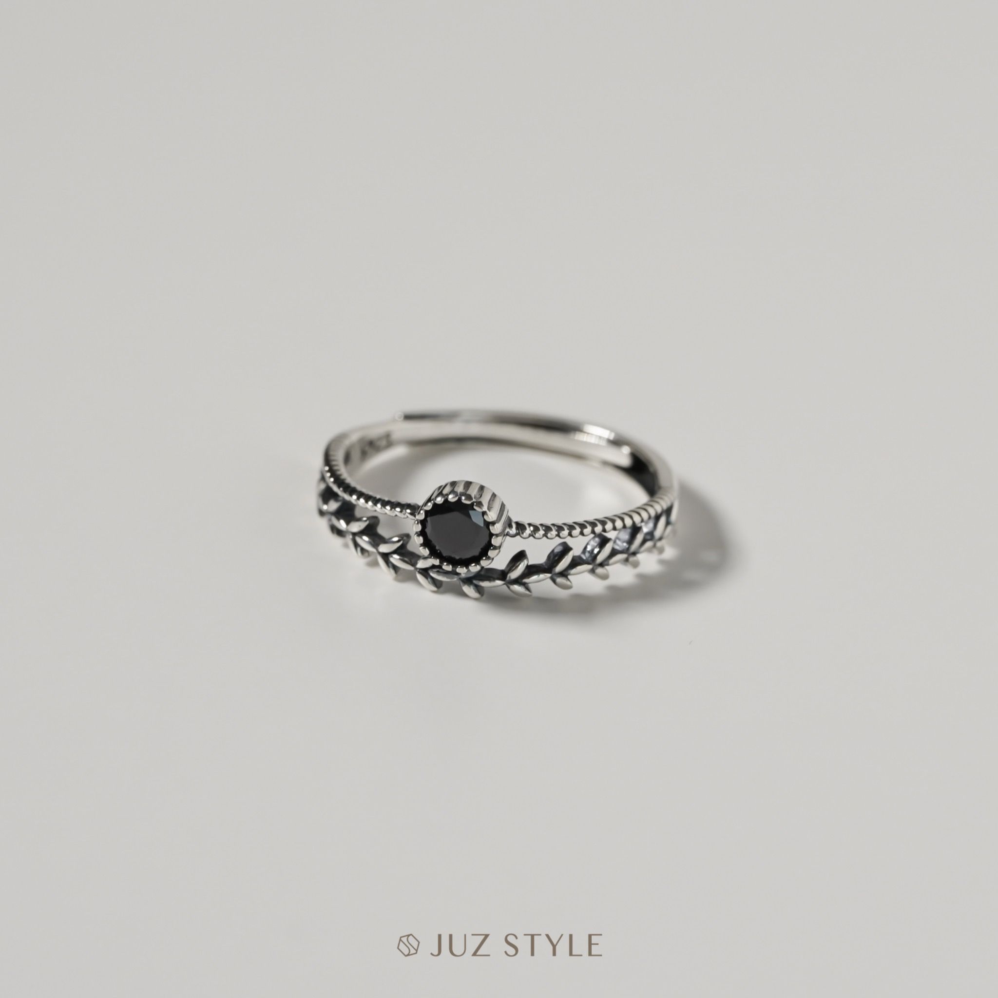 Nhẫn bạc Vintage olive