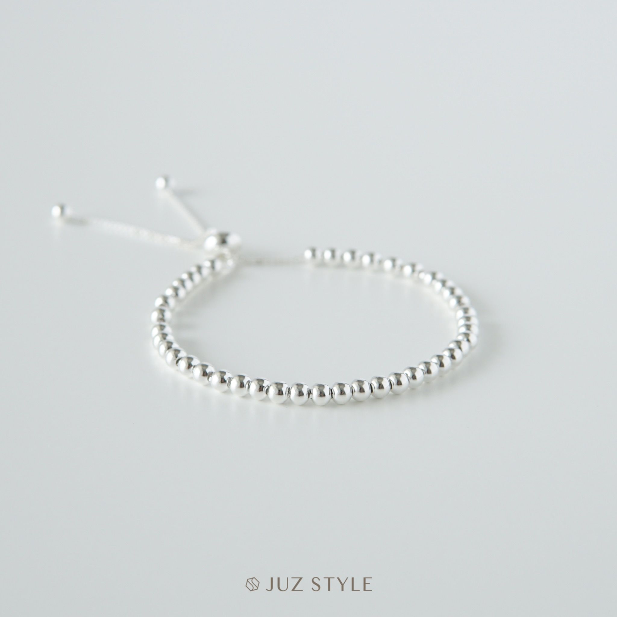 Lắc tay bạc Chic balls