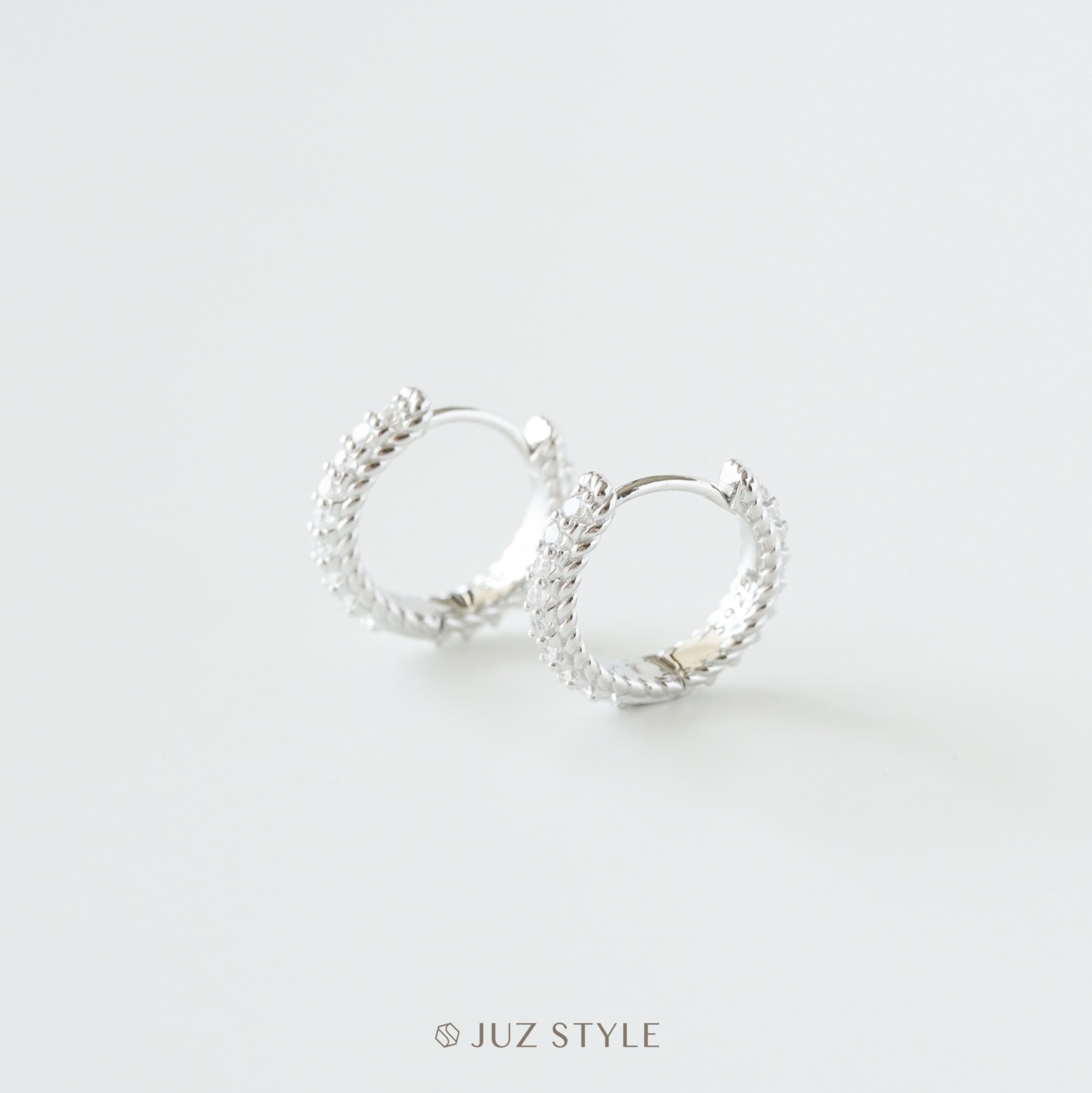 Bông tai bạc Cz hoop