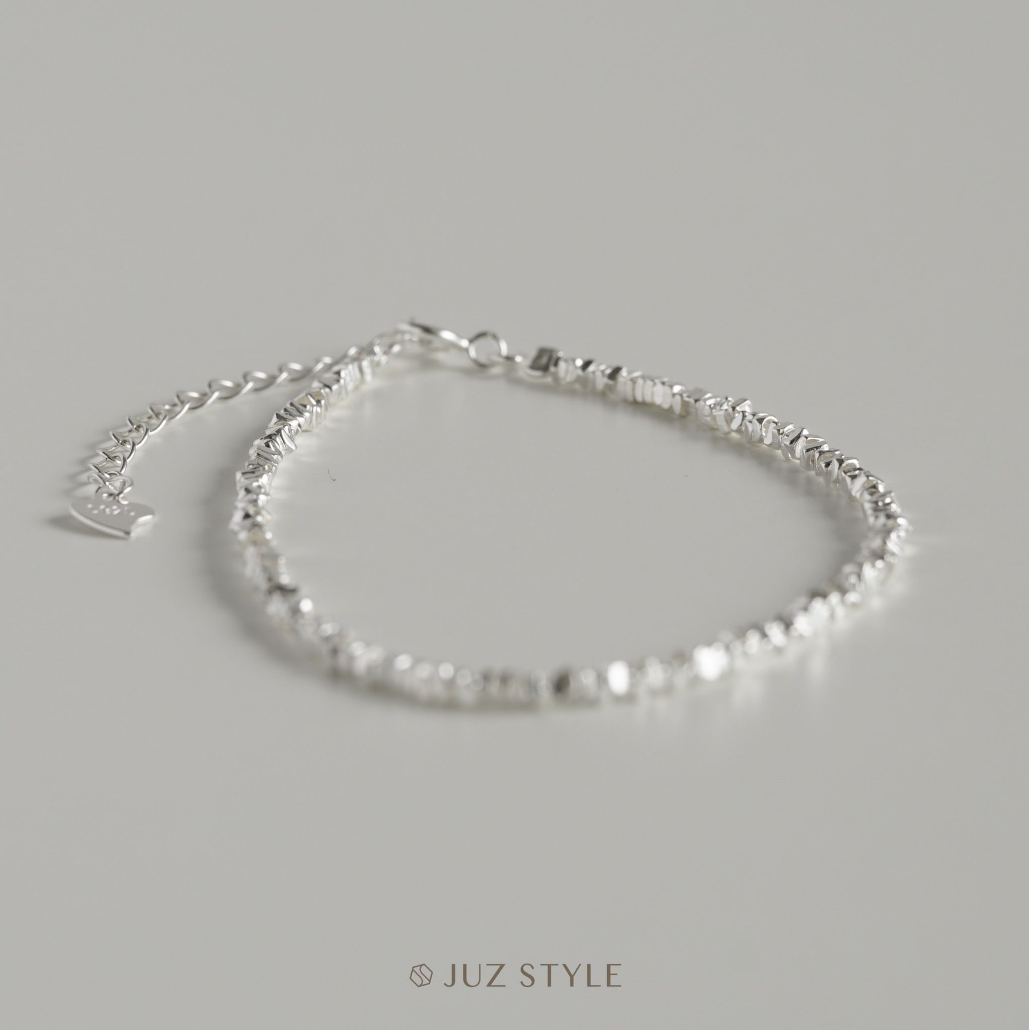 Lắc tay bạc Beads