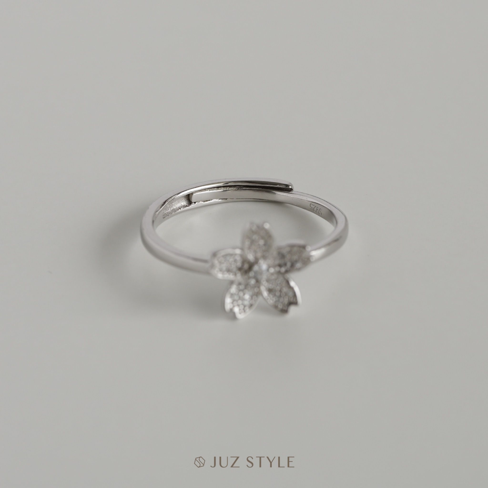 Nhẫn bạc Sakura Cz