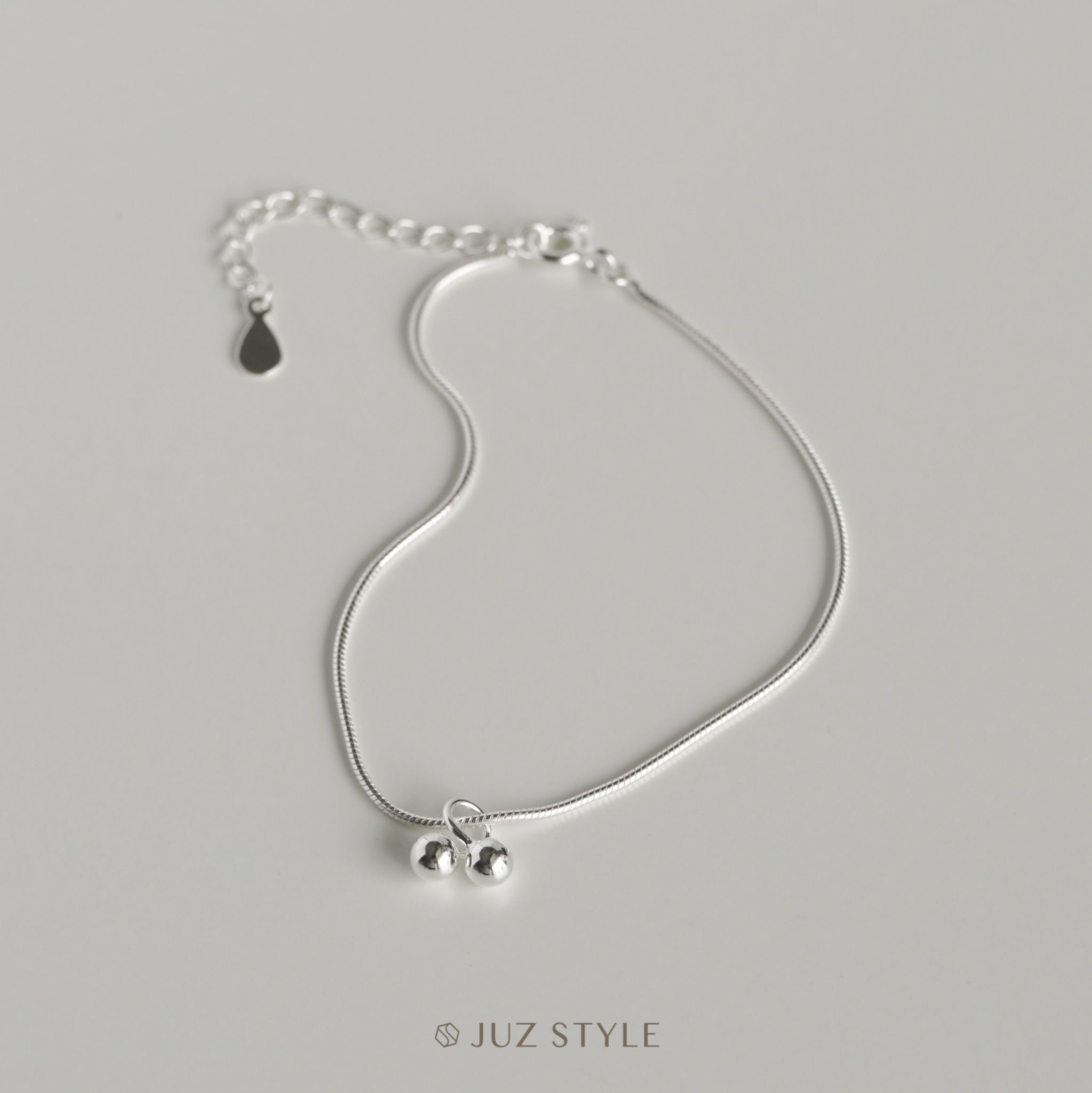 Lắc tay bạc Smooth chain with charm