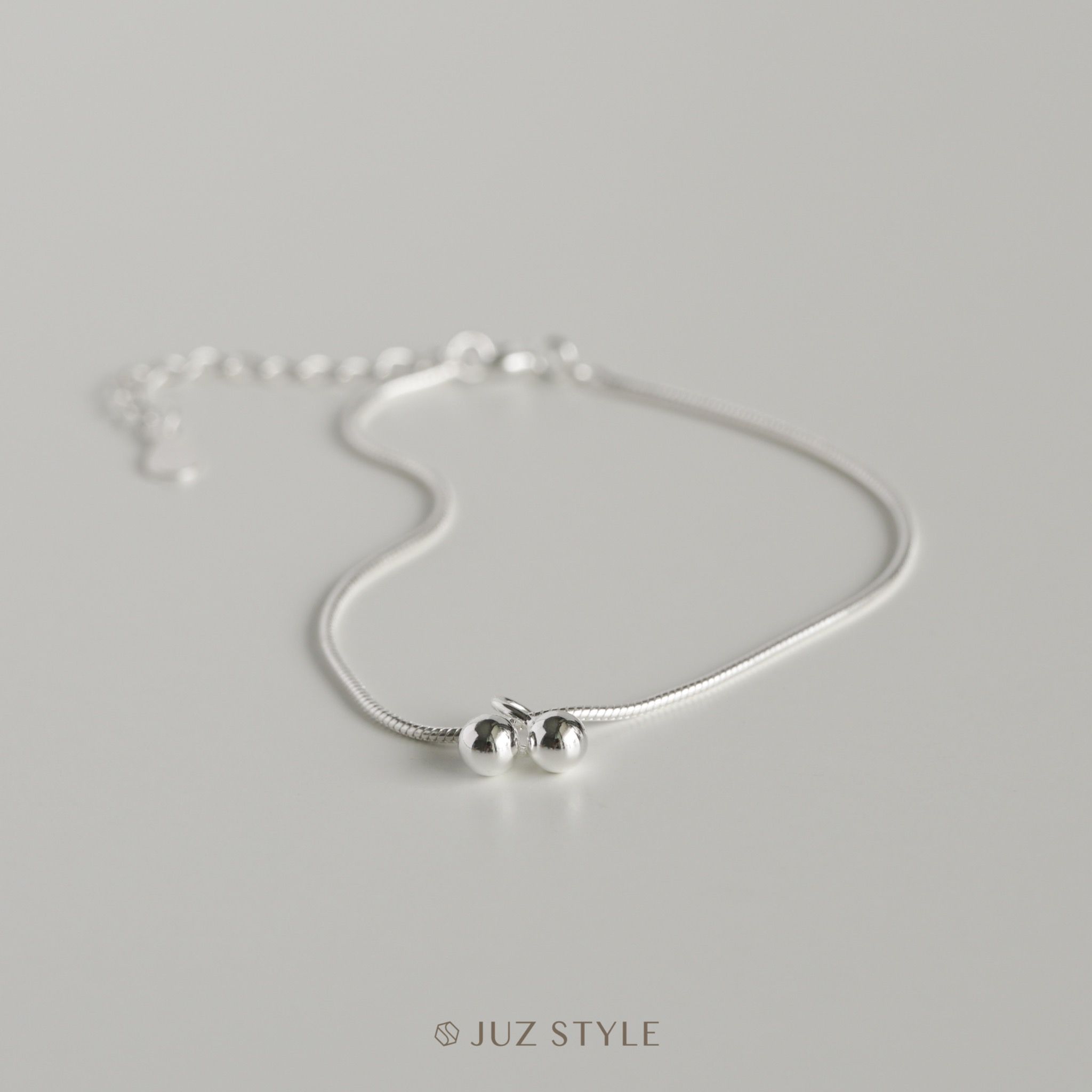 Lắc tay bạc Smooth chain with charm