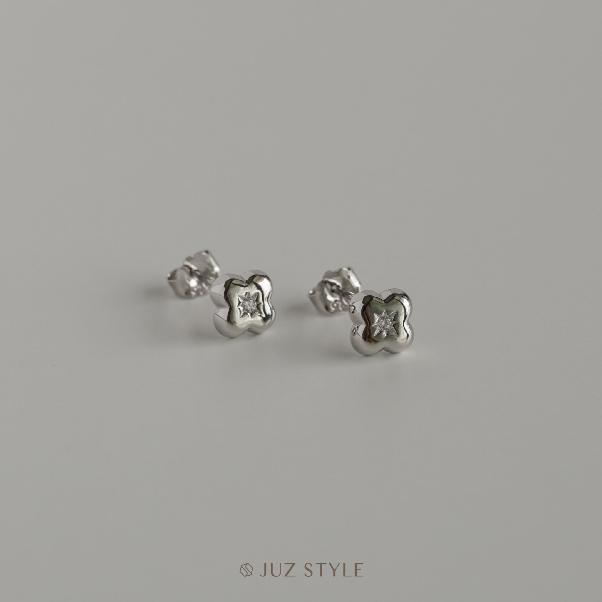 Bông tai bạc Clover Cz