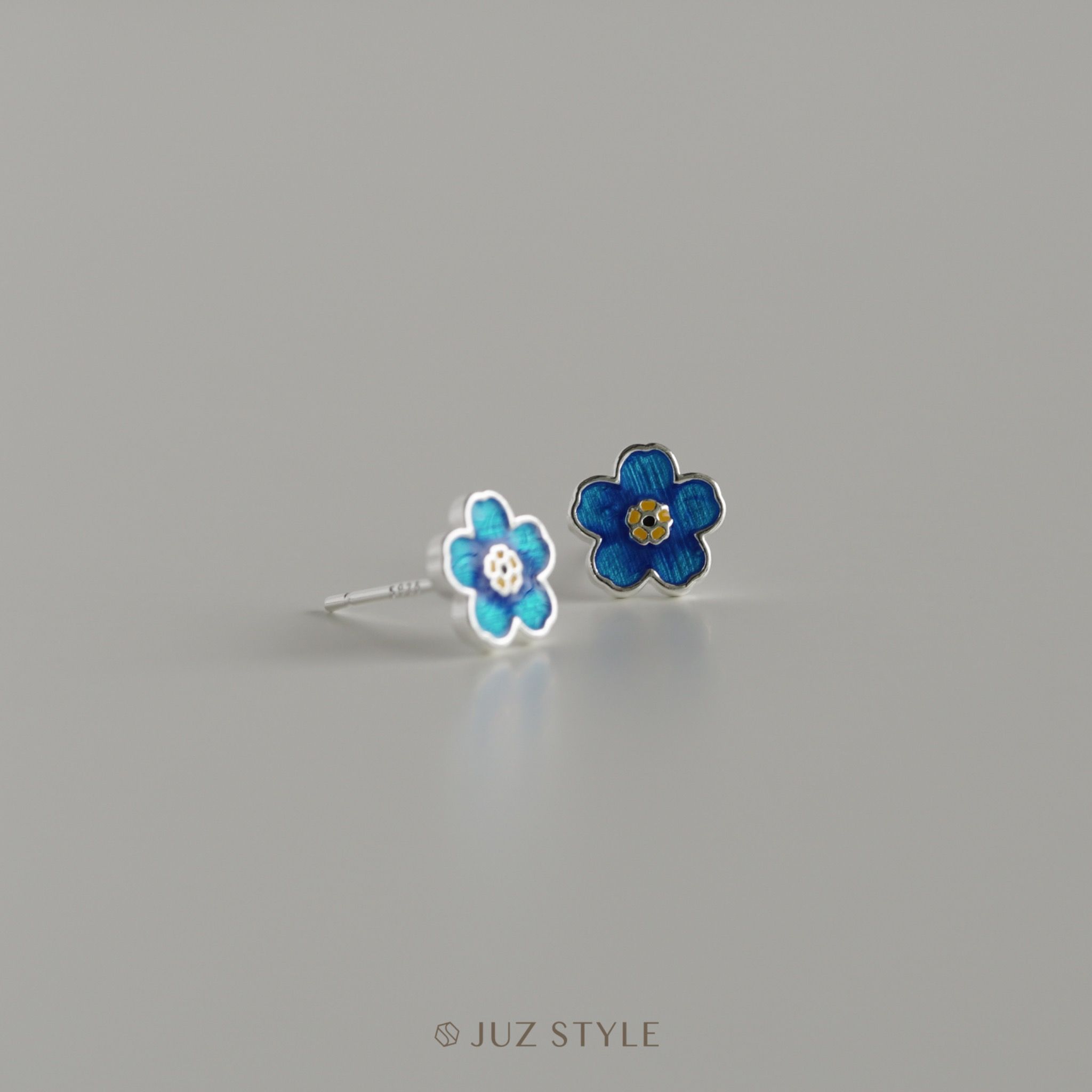 Bông tai bạc Blue flower
