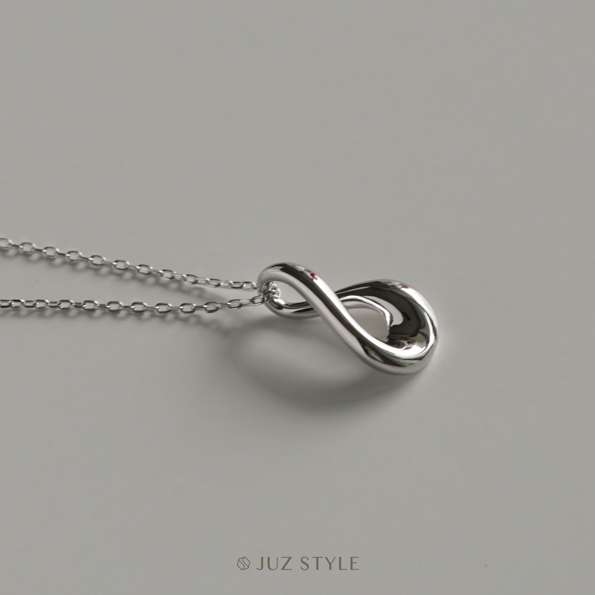 Dây chuyền bạc Bold Drop