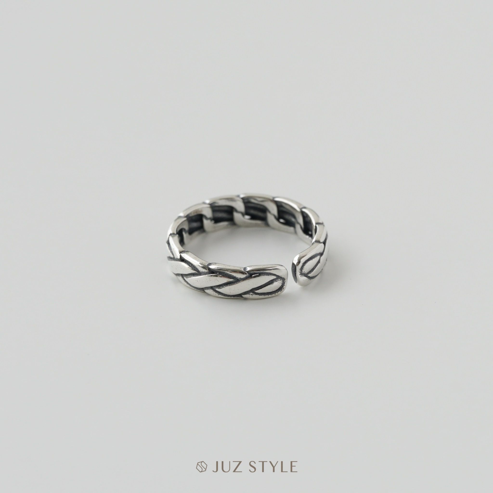 Nhẫn bạc Vintage Twist