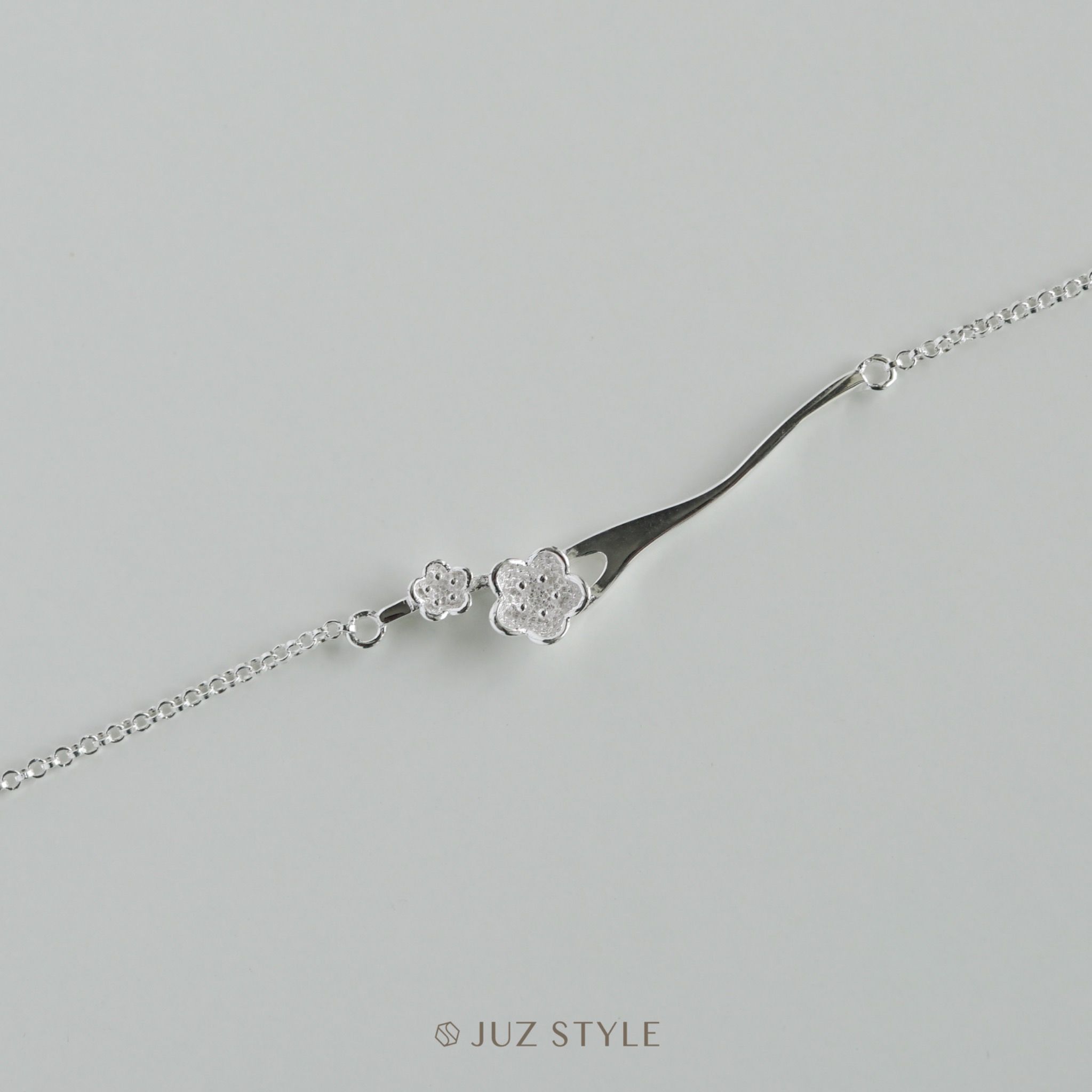 Lắc tay bạc Flower branch