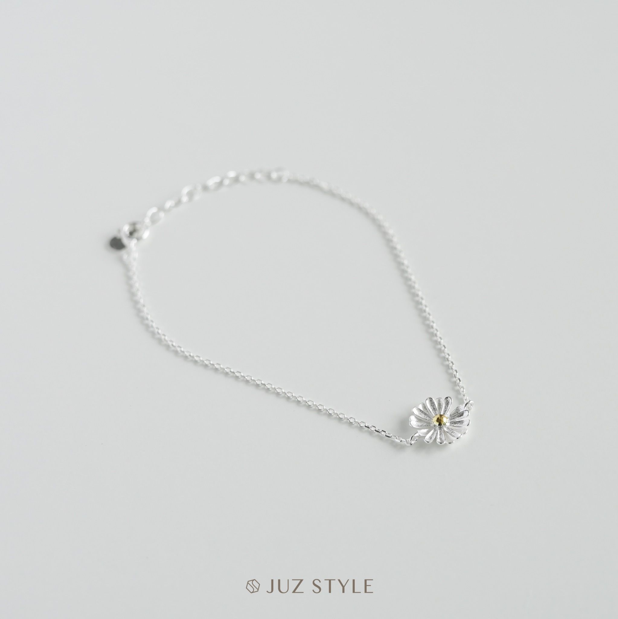 Lắc tay bạc Daisy