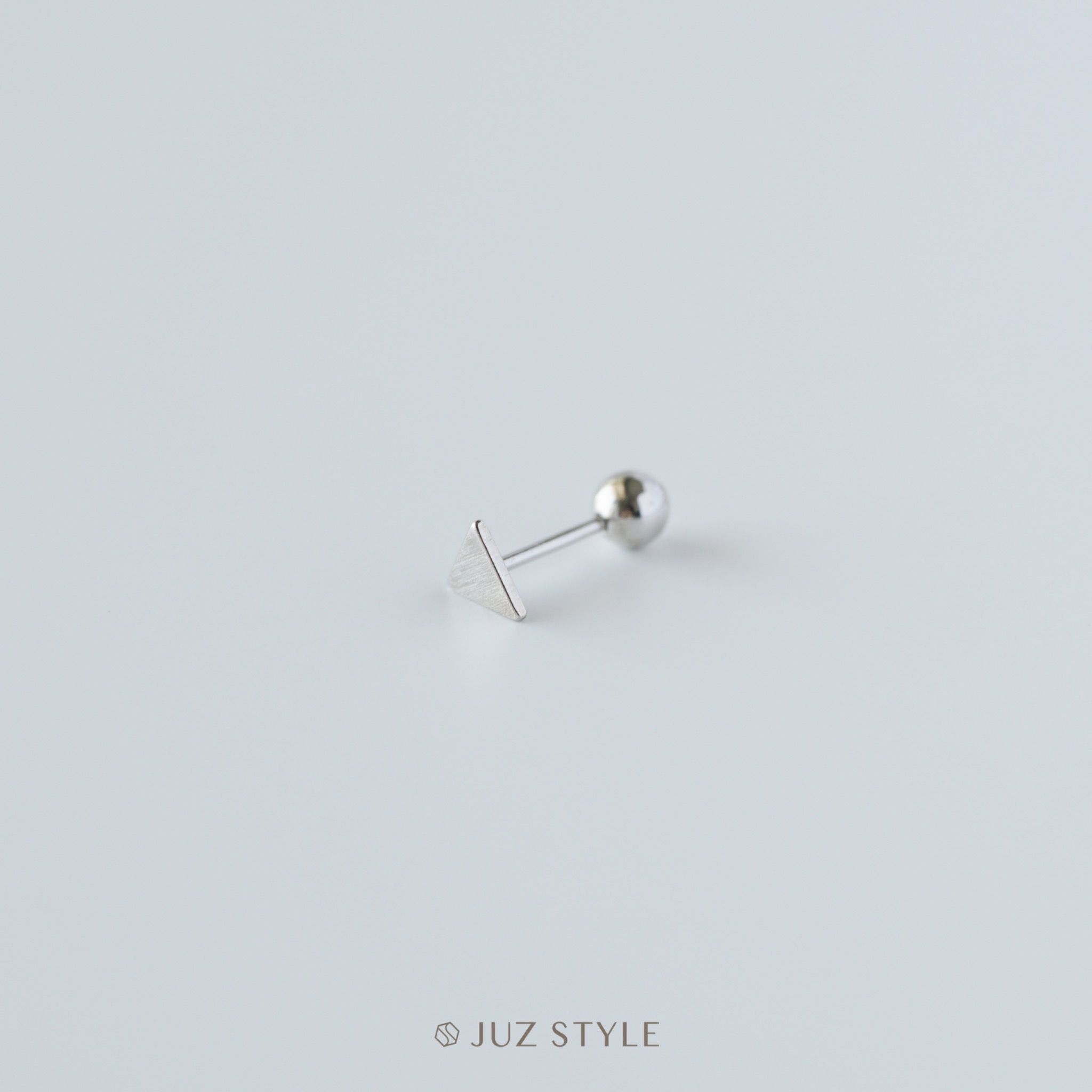Bông tai bạc Triangle Ballstud