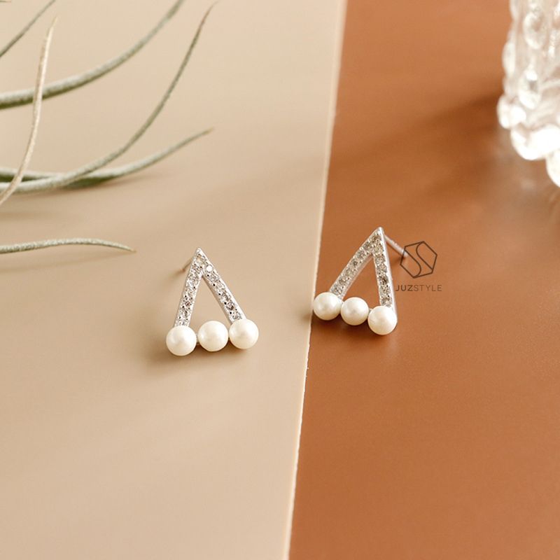 Bông tai bạc Triangle & pearls