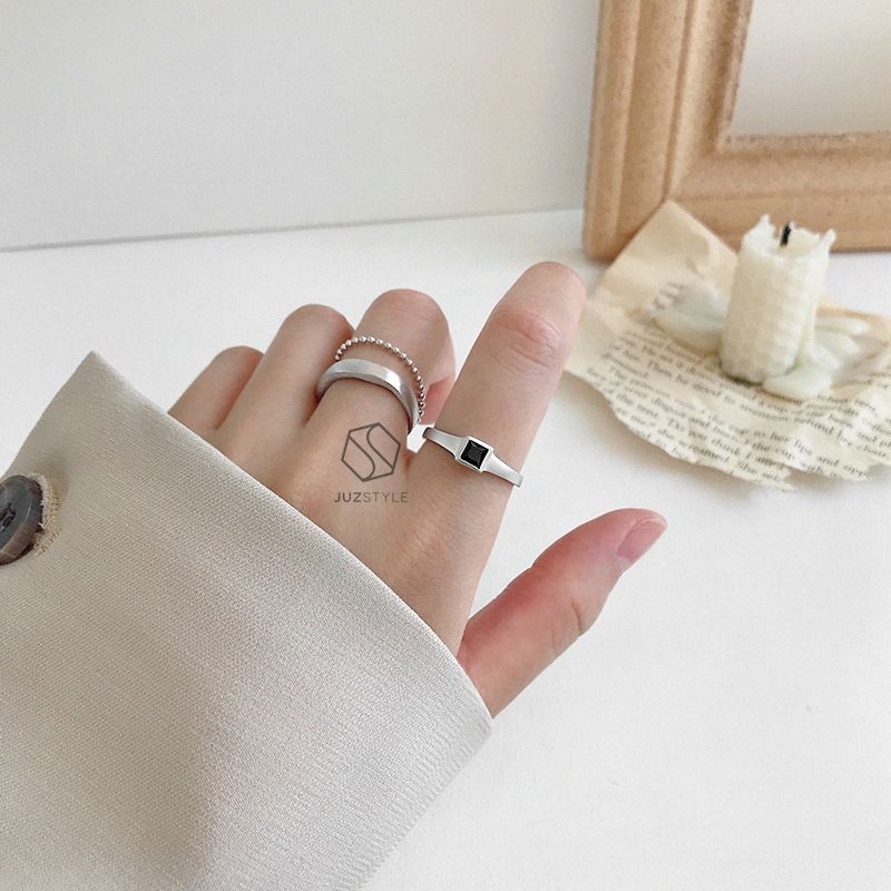 Nhẫn bạc Matt with Square CZ