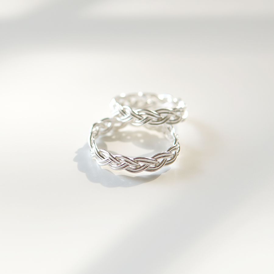 Nhẫn bạc Twisted
