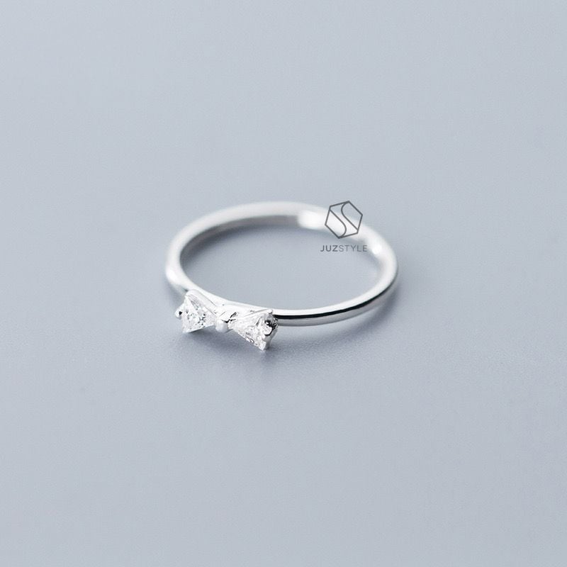 Nhẫn bạc CZ bow midi