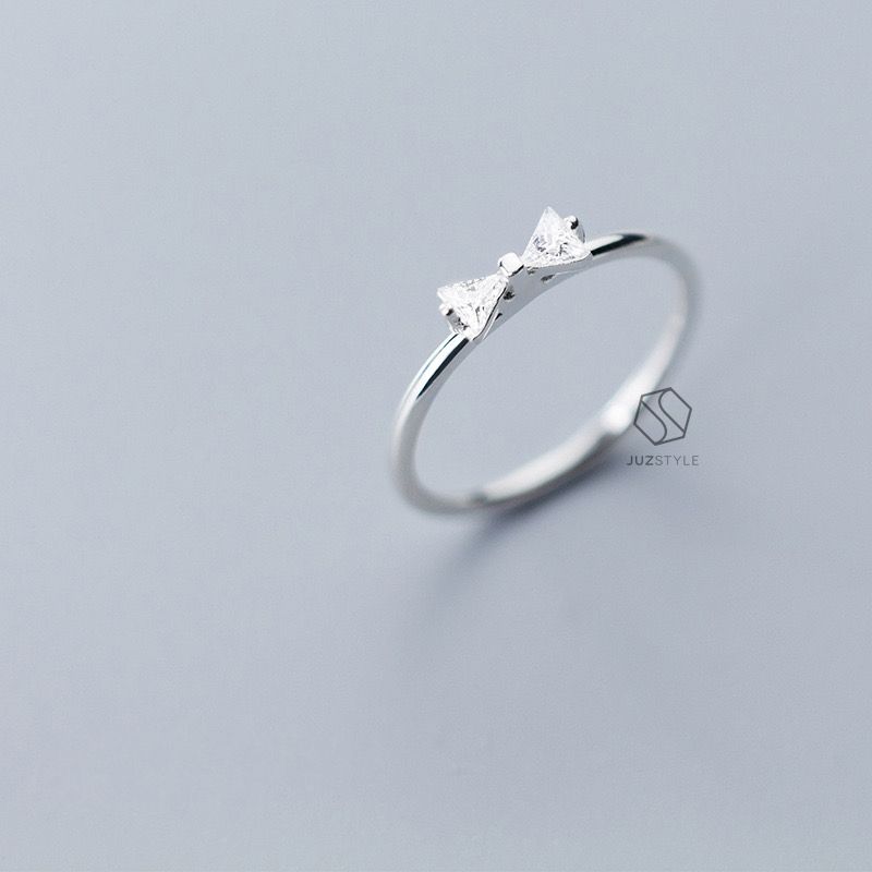 Nhẫn bạc CZ bow midi