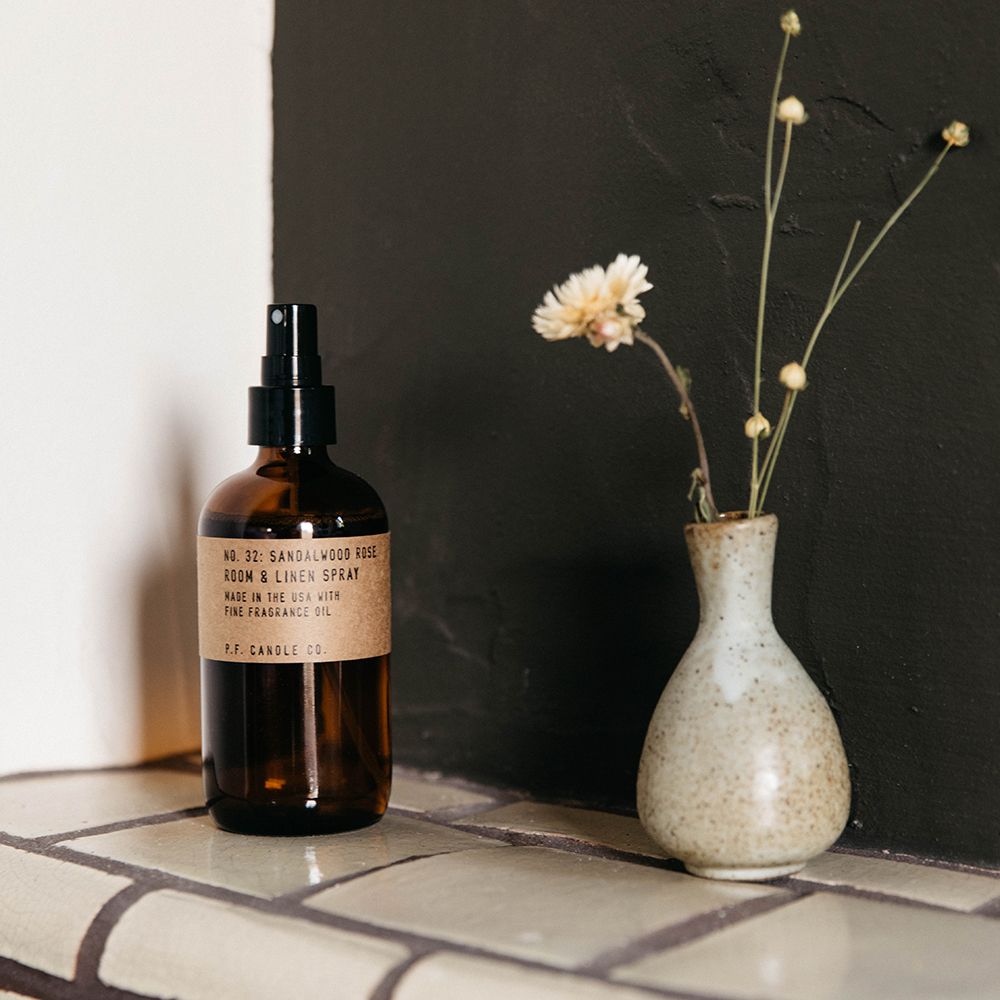 Tinh dầu xịt phòng P.F. Sandalwood Rose
