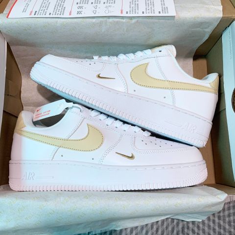  GIÀY AIR FORCE 1 WHITE RATTAN 