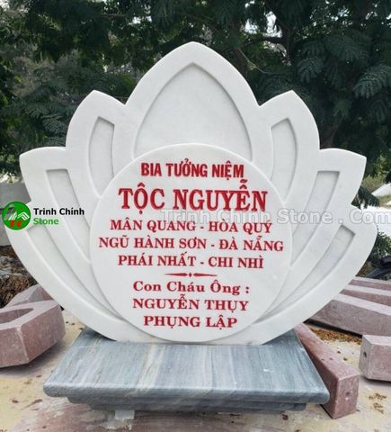 bảng hiệu bằng đá