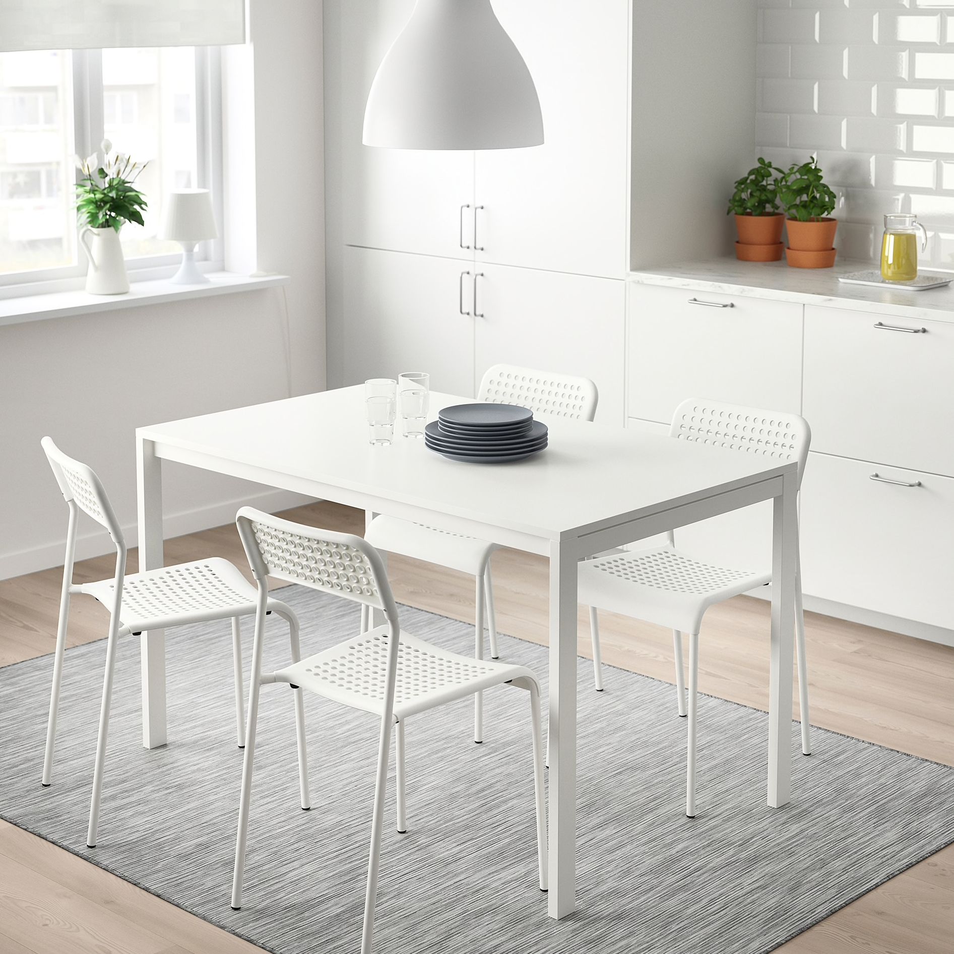 Ghế 31 White