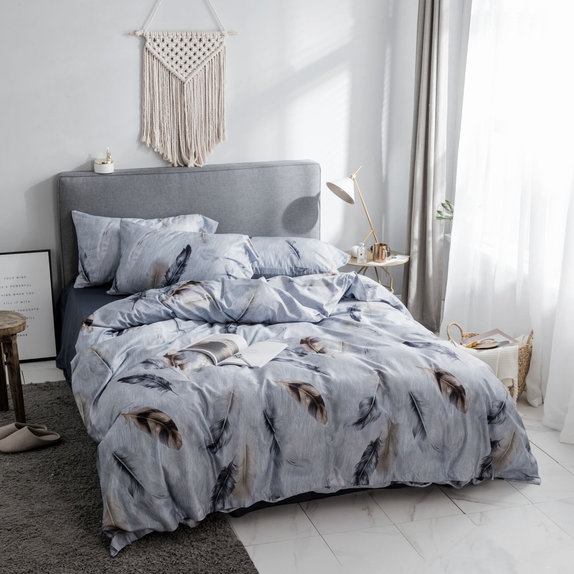 Best price 132 Feathers