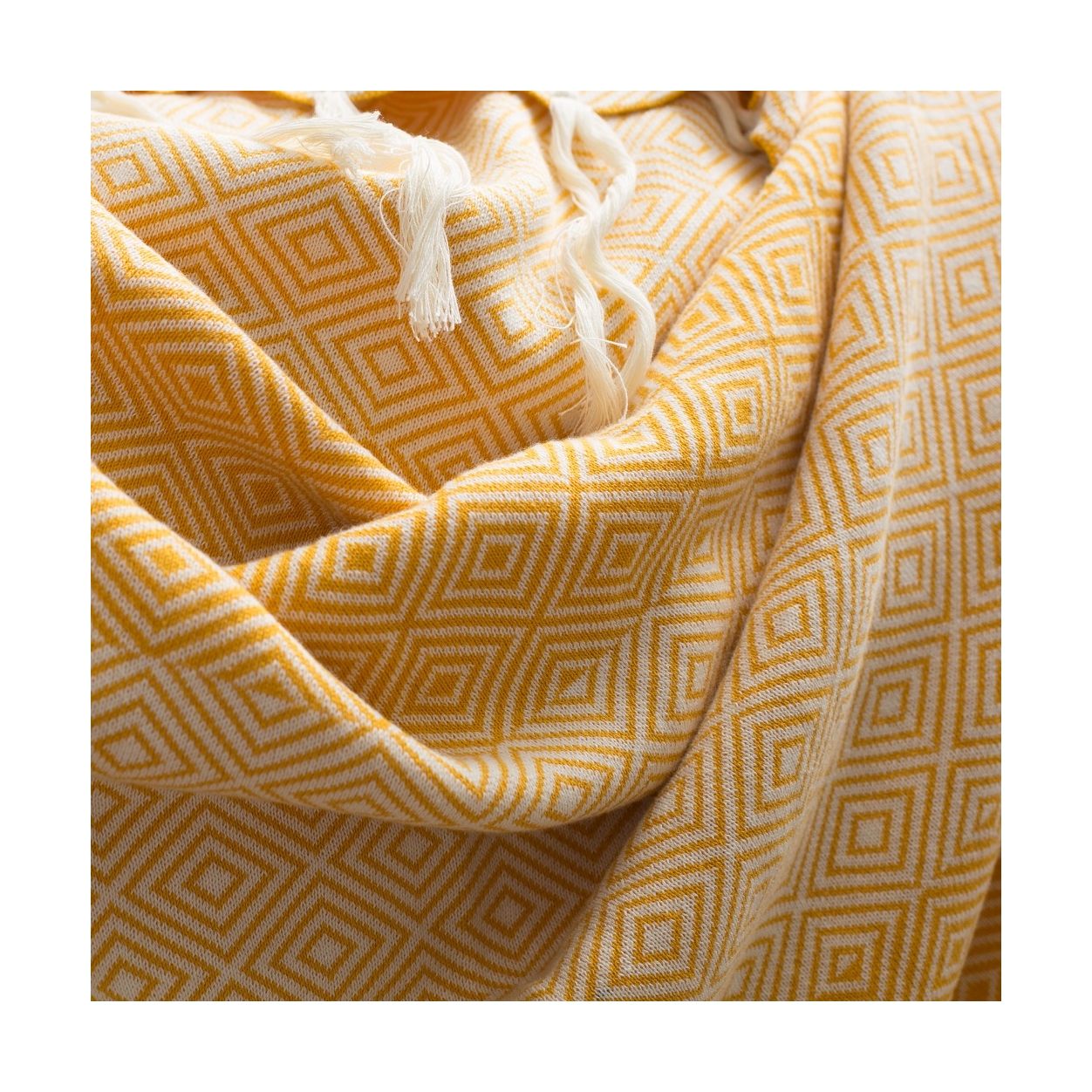 Mền sofa vuông đồng tâm - Yellow