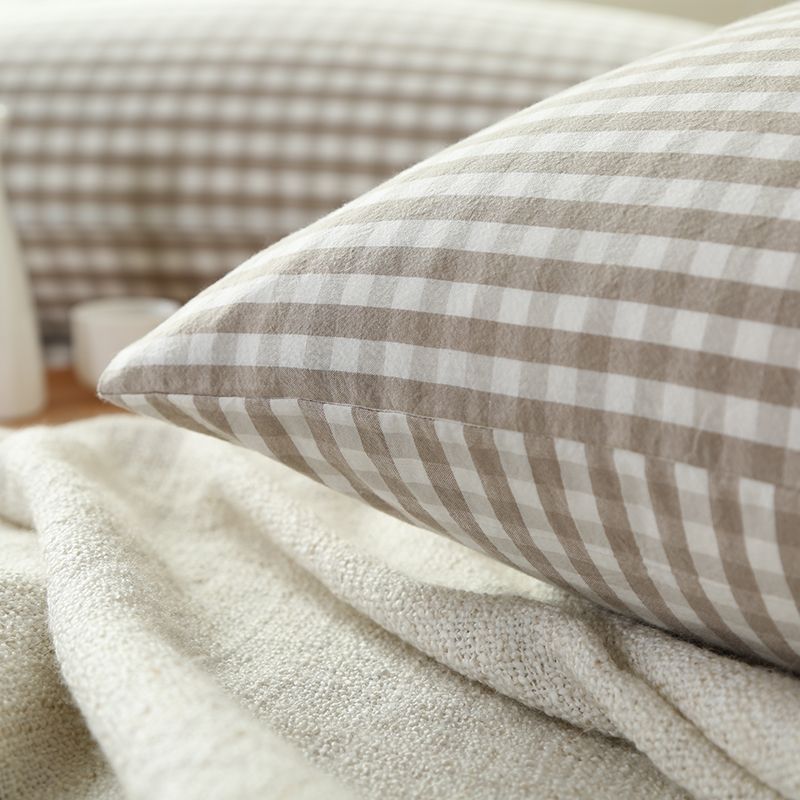 Pillow case 187 Small brown checkerboard