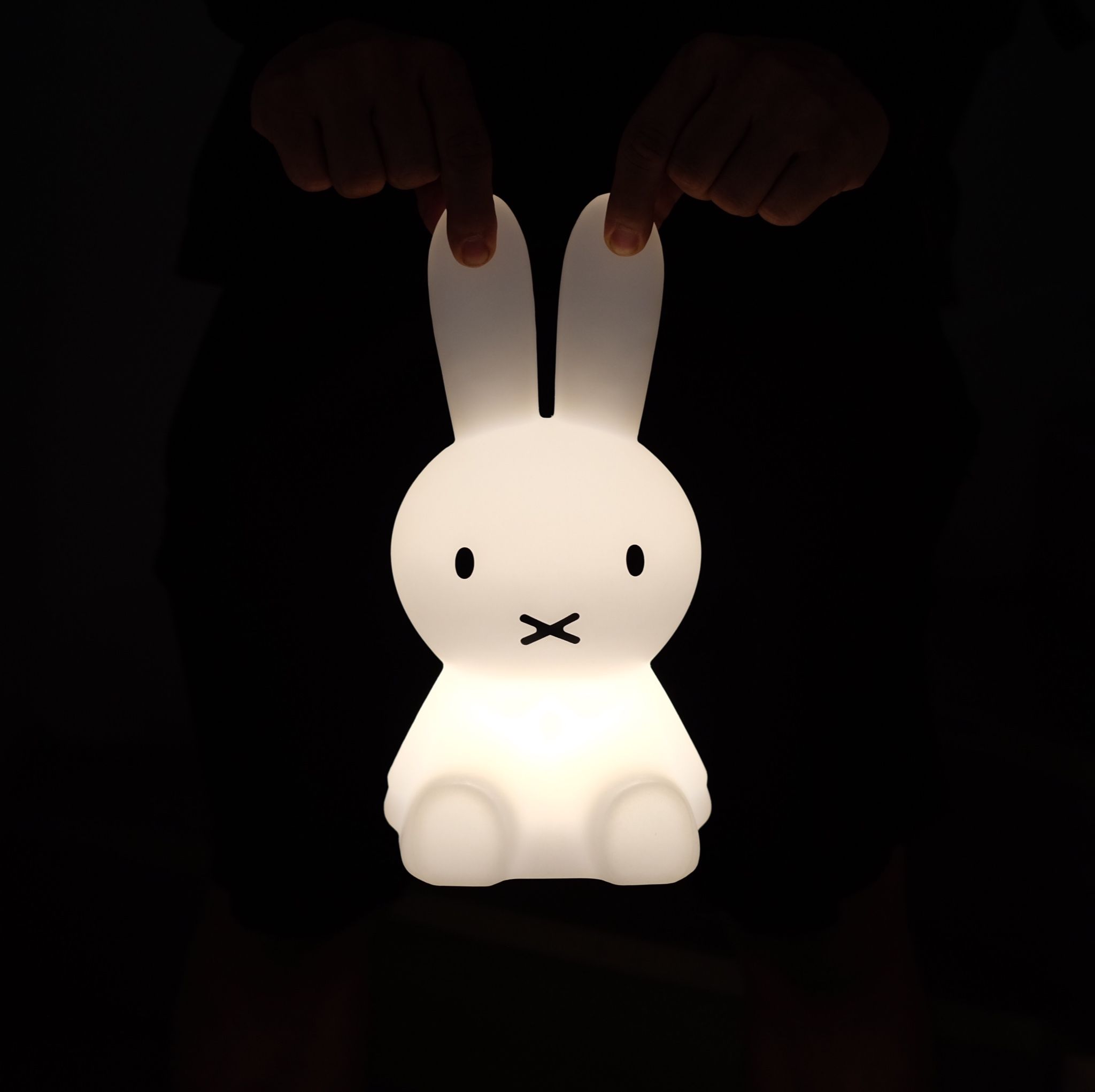Đèn led thỏ trắng