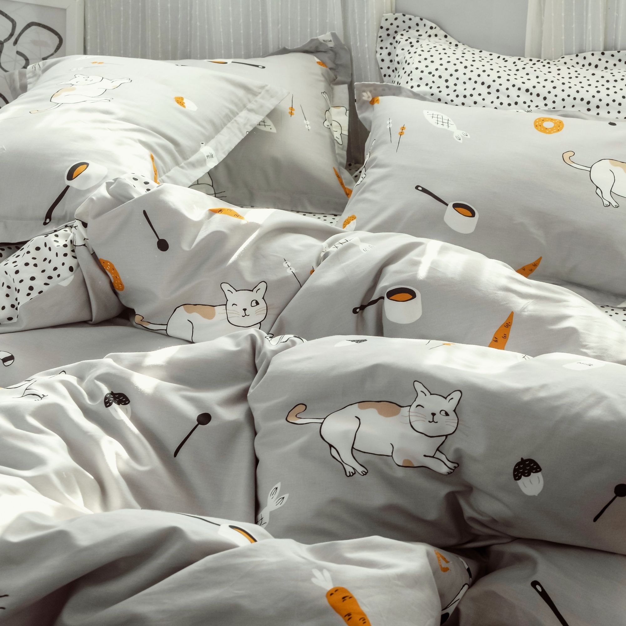 Best price 149 Cats on grey