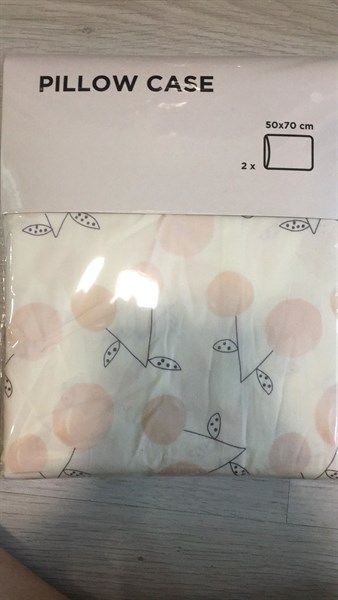 Pillow case 027 Cherry on cream